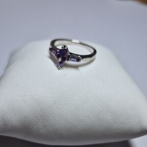 Elegant Purple Gemstone Silver Ring